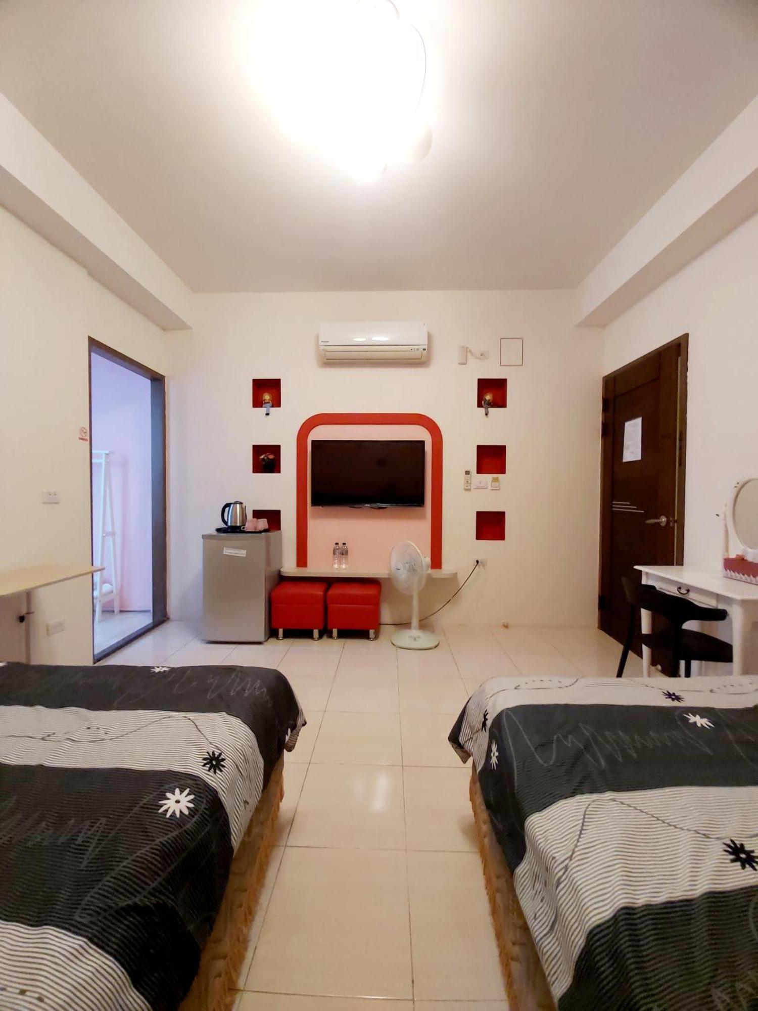Happy Heart B&B T'ai-tung Zimmer foto